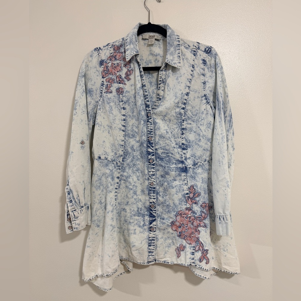 Vintage America Blues Shirt Medium Western Scarlett Embroidery Boho Distressed